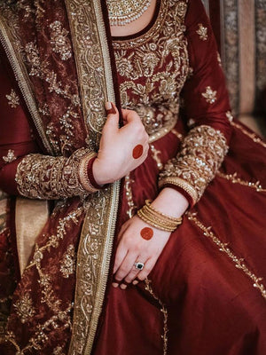 Remarkable Mehndi Designs for the Brides of Today!