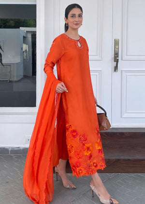 Hues Atelier  - Orange Bouqet