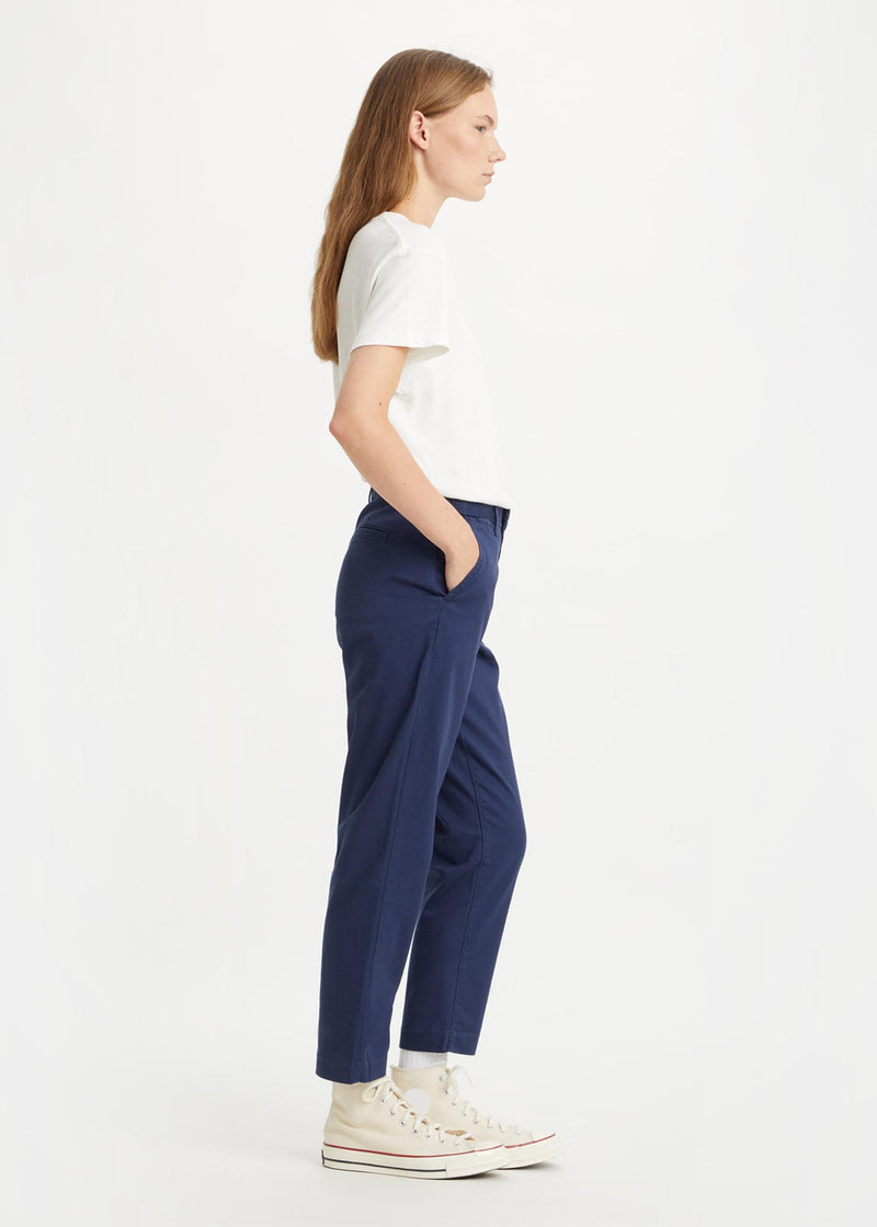 Levi's® Women's Essential Chino Pants - A4673-0002 – LAAM