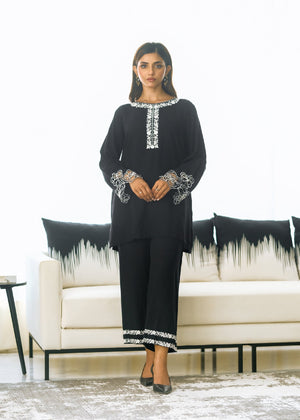 Noir Elegance - 2pcs - Embroidered