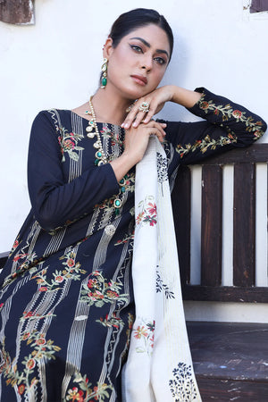 3 Piece - Embroidered Lawn - 8880