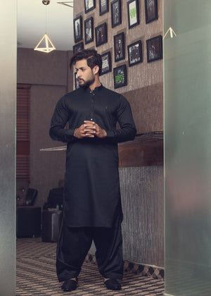 BLACK KAMEEZ SHALWAR