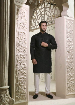 BLACK EMBROIDED KURTA