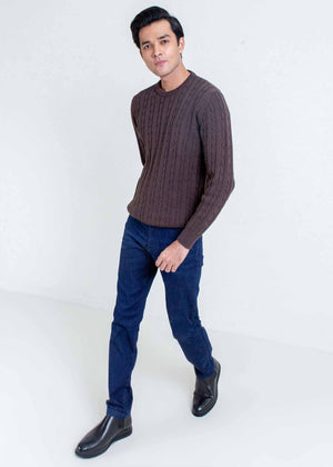 CLASSIC BROWN CABLE KNIT CREW NECK SWEATER