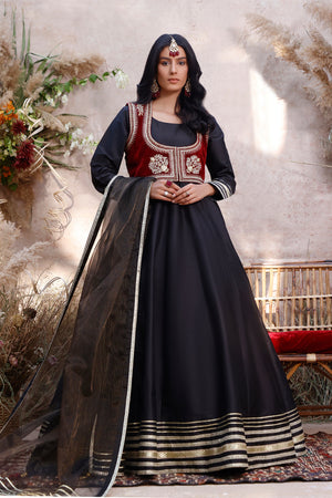 Sana's - Zari Embroidered Lychee Silk Long Maxi | MEHRU | M202168