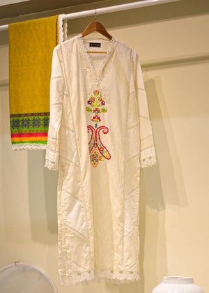Kiran Faheem - Off white chicken and self print multi shirt (2pcs)