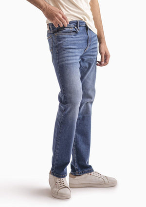 Men’s Relaxed Straight Fit Jeans