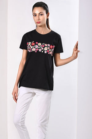 ChenOne - ROUND NECK EMBROIDERED T-SHIRT BLACK LDS-A1604