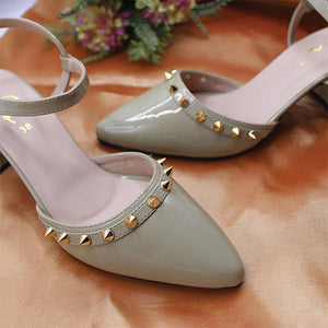 Rivets Court Shoes Green