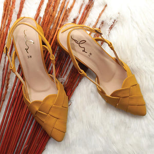 Pointed Court Shoes Yellow