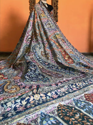 Luxurious Kashmiri Kalamkar Shawl - A Multicolored Piece of Art 3