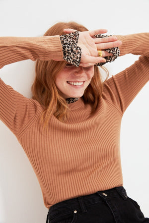 Ace Attire - Leopard Printed Knitwear - Small